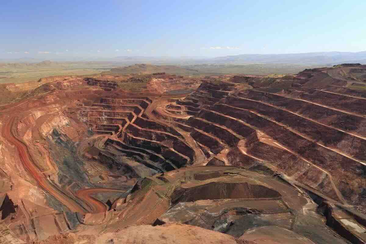 Buys a coal mine for $2 million and discovers metals worth up to $36 billion